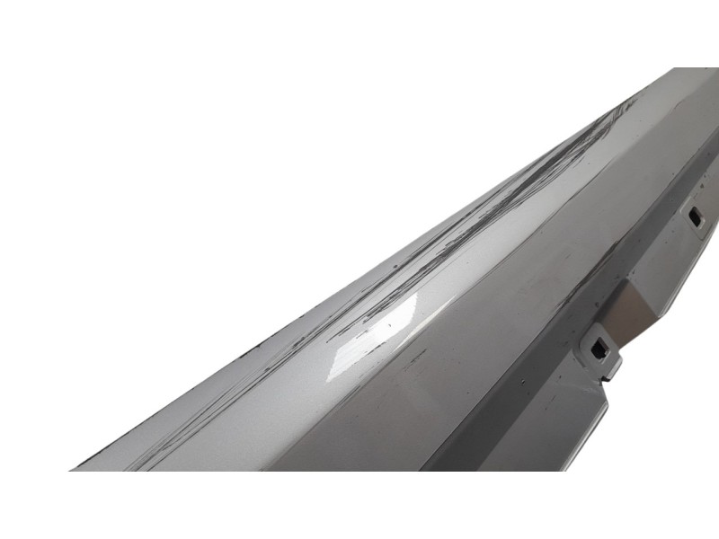 Recambio de estribos laterales para mercedes-benz b-klasse (bm 247) (2.2019) b 200 d (247.012) referencia OEM IAM A1776904601  