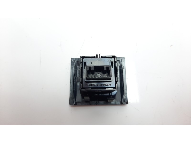 Recambio de warning para hyundai kona referencia OEM IAM 93790J9000  