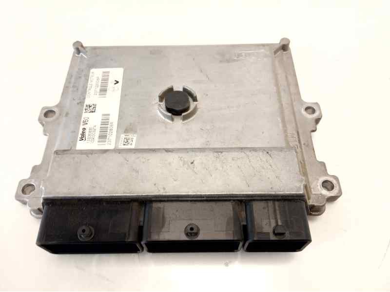 Recambio de centralita motor uce para dacia sandero 0.9 tce cat referencia OEM IAM 237103008R  