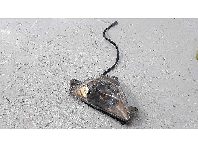 Recambio de piloto delantero derecho para kawasaki ninja 650 referencia OEM IAM 7085601  