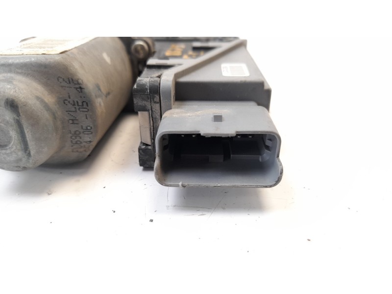 Recambio de motor elevalunas trasero izquierdo para peugeot 307 break/sw (s2) sw referencia OEM IAM 400632H  