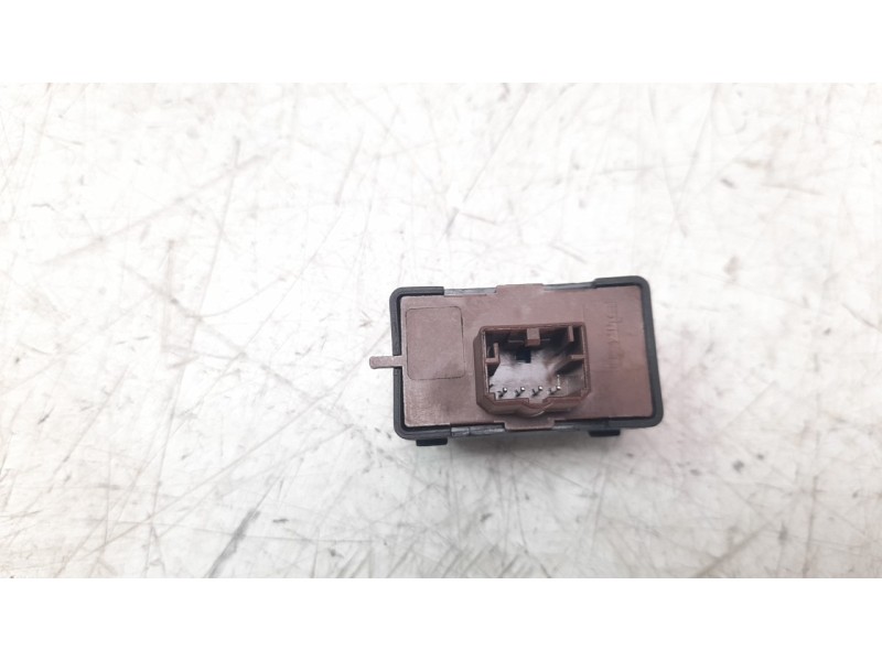 Recambio de mando bloqueo puertas para jeep compass ii 2.0 m-jet cat referencia OEM IAM 6BZ29LXHAA  