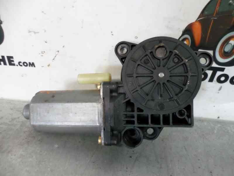 Recambio de motor elevalunas delantero izquierdo para ford fusion (cbk) trend referencia OEM IAM 0130821938  