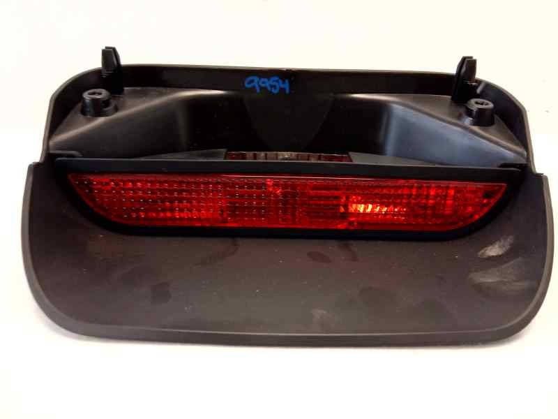 Recambio de luz central de freno para dacia sandero 0.9 tce cat referencia OEM IAM 265907079R  