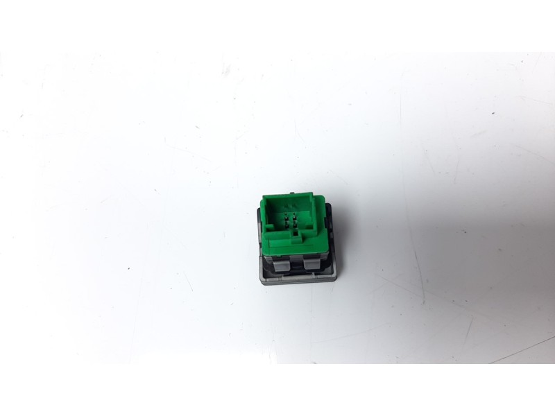 Recambio de interruptor para peugeot partner kombi 1.6 16v hdi referencia OEM IAM 96582880XT  