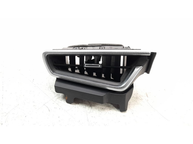 Recambio de aireador izquierdo para toyota corolla (e21) hybrid style referencia OEM IAM 5547502120  