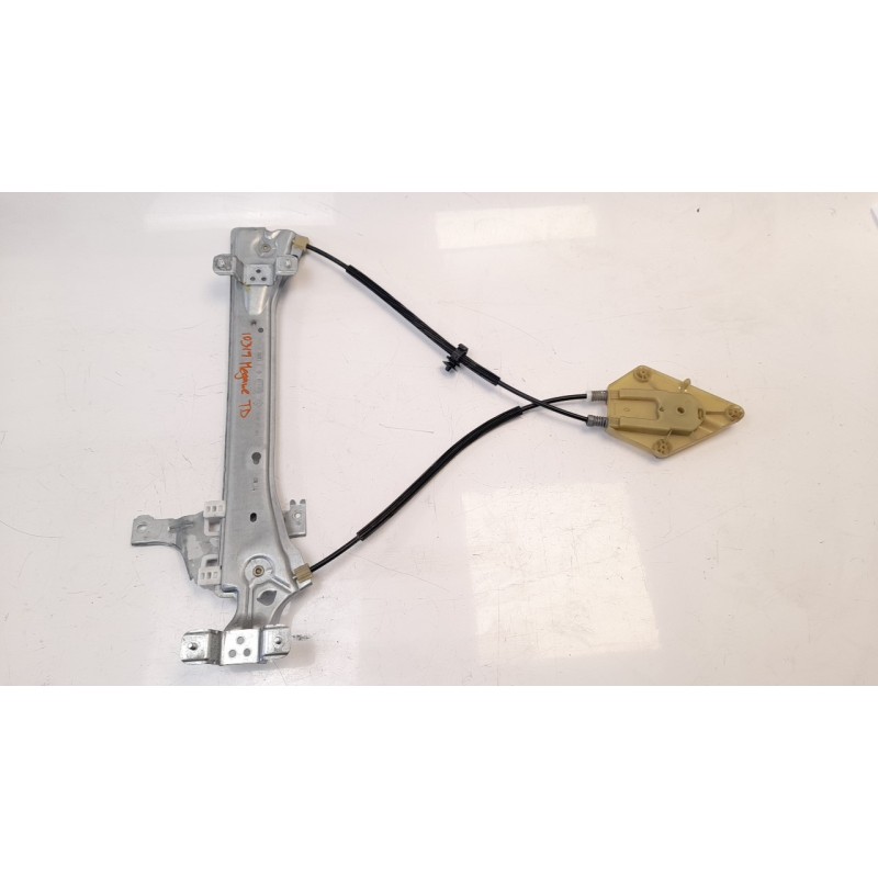 Recambio de elevalunas trasero derecho para renault megane iii berlina 5 p limited referencia OEM IAM 827200003R 106198617 11564