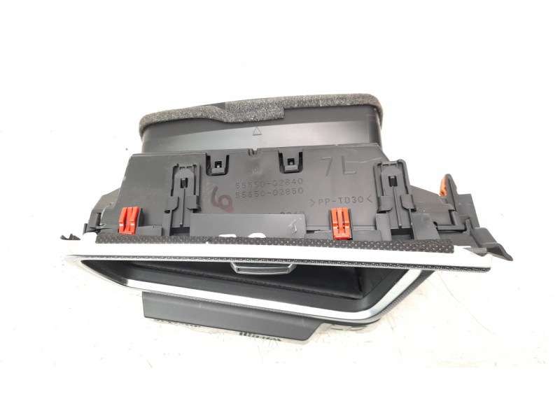 Recambio de aireador izquierdo para toyota corolla (e21) hybrid style referencia OEM IAM 5547502120  