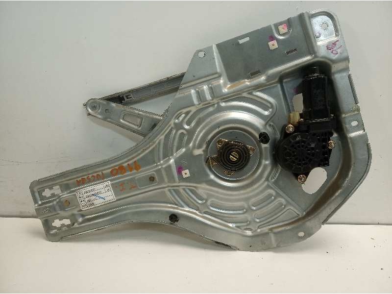 Recambio de elevalunas trasero izquierdo para hyundai tucson (jm) 2.0 crdi cat referencia OEM IAM 834702E010  