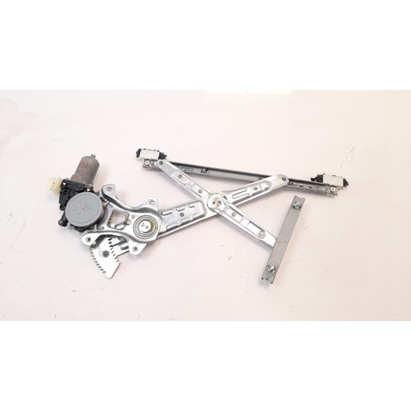 Recambio de elevalunas trasero derecho para nissan x-trail (t32) 1.6 dci turbodiesel cat referencia OEM IAM 827204CA0A  