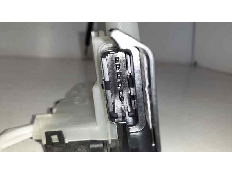 Recambio de cerradura puerta delantera derecha para ds 3 desire referencia OEM IAM A048069  