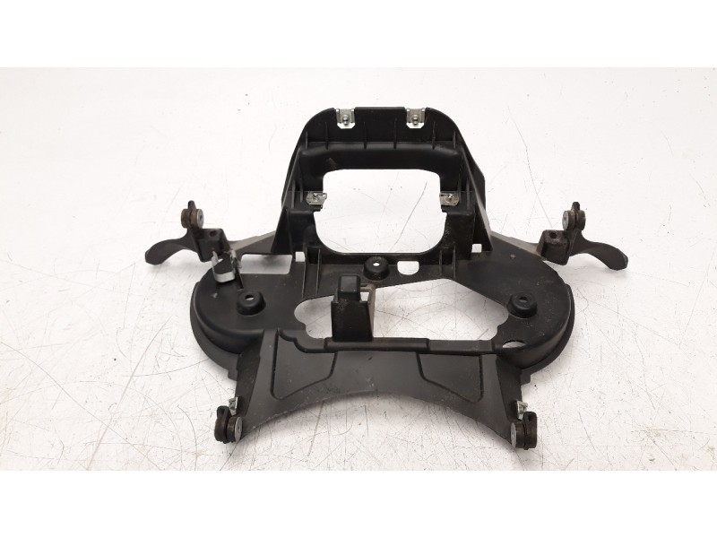 Recambio de moldura para bmw k 1600 gt/gtl referencia OEM IAM 46637710443  