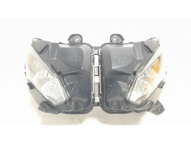 Recambio de faro delantero para honda x-adv x-adv referencia OEM IAM 33100MKHC01  