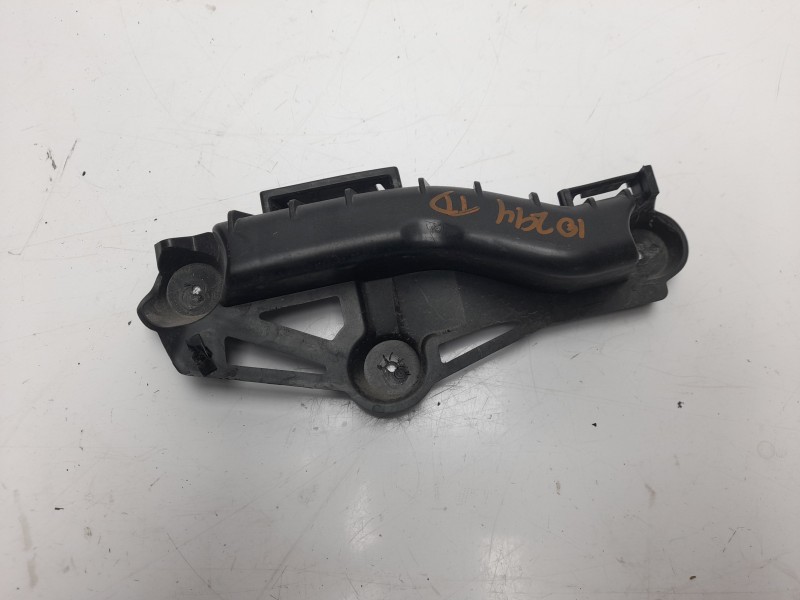 Recambio de molduras traseras para opel corsa e expression referencia OEM IAM 13399581  