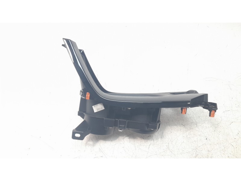 Recambio de cenicero para toyota corolla (e21) hybrid style referencia OEM IAM 5562602060  
