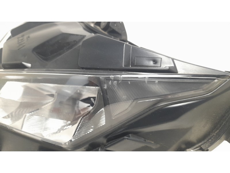 Recambio de faro delantero para honda x-adv x-adv referencia OEM IAM 33100MKHC01  