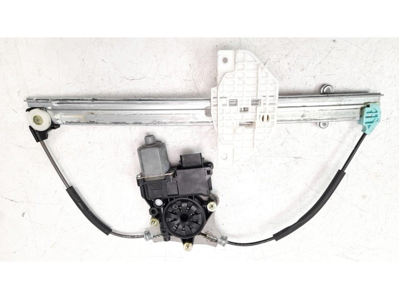 Recambio de elevalunas delantero izquierdo para kia stonic (ybcuv) 1.6 crdi cat referencia OEM IAM 82401H8000  