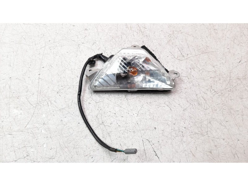 Recambio de piloto delantero derecho para kawasaki ninja 400 referencia OEM IAM 230400154  