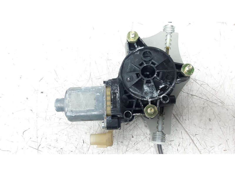 Recambio de elevalunas trasero izquierdo para kia stonic (ybcuv) 1.6 crdi cat referencia OEM IAM 83401H8100  