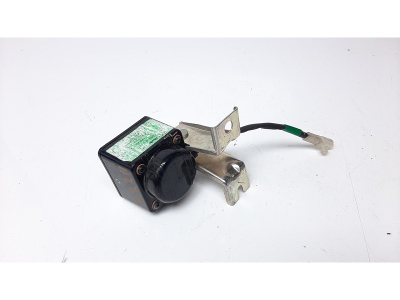 Recambio de antirrobo / llave contacto para mahindra kuv 100 2wd nxt referencia OEM IAM 1306AAA  
