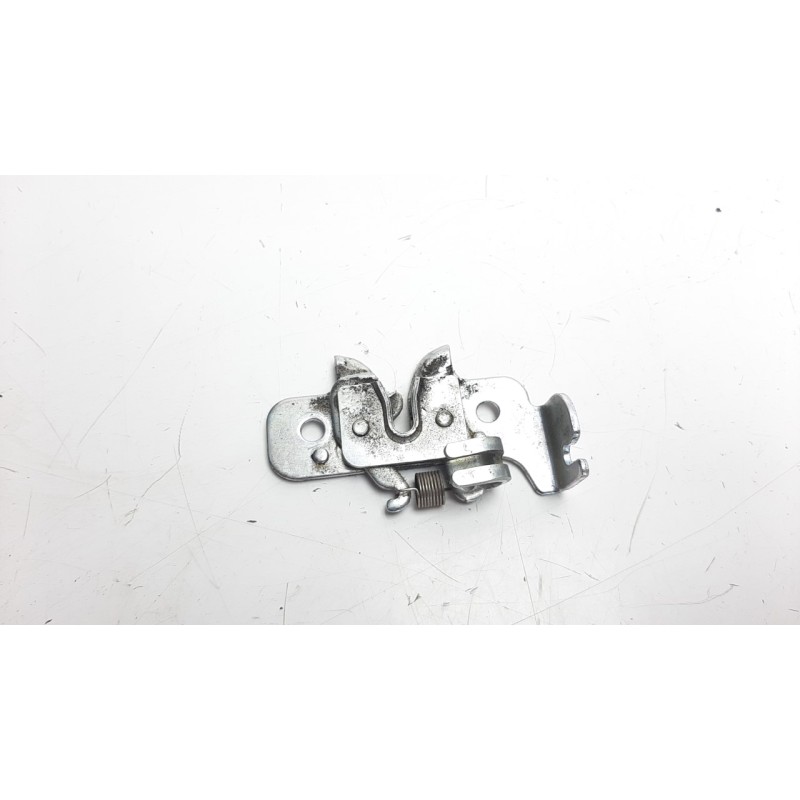 Recambio de cerradura maletero / porton para yamaha x-max 300 x-max 300 referencia OEM IAM B65F47800000  