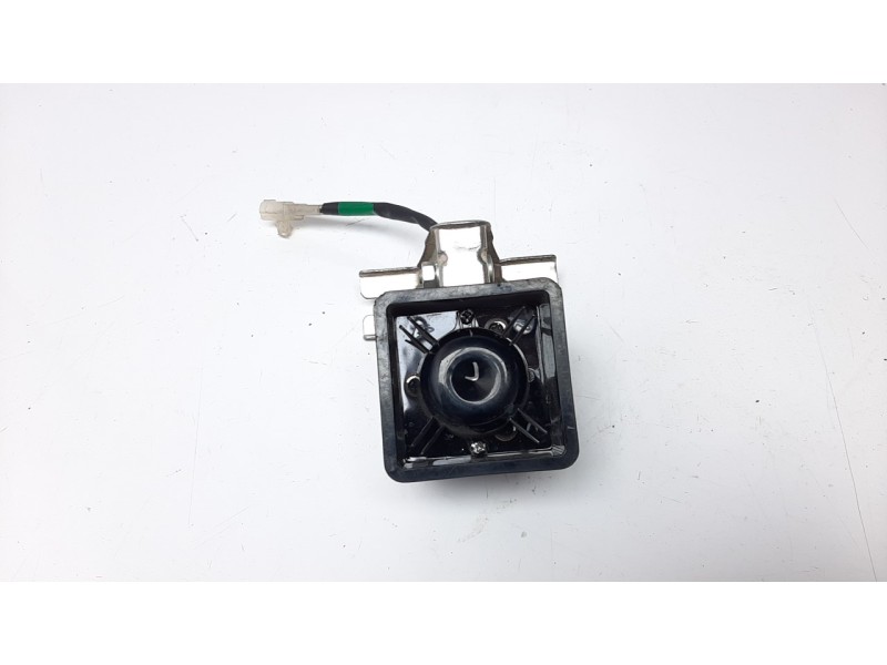 Recambio de antirrobo / llave contacto para mahindra kuv 100 2wd nxt referencia OEM IAM 1306AAA  