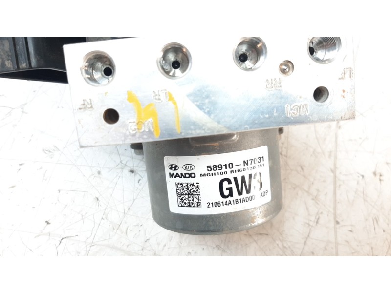 Recambio de abs para hyundai tucson referencia OEM IAM 58910N7031  