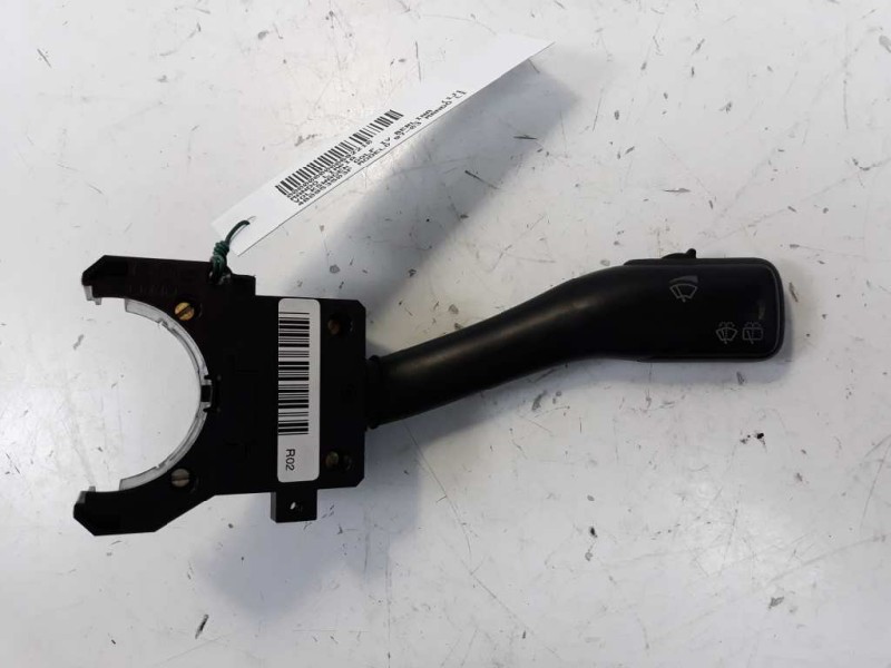 Recambio de mando limpia para volkswagen golf iv berlina (1j1) conceptline referencia OEM IAM 4B0953503F  