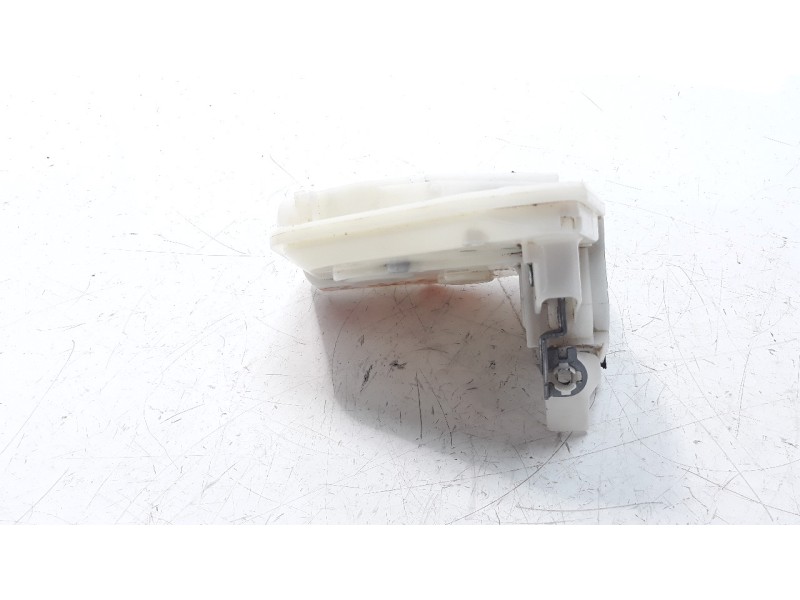 Recambio de cerradura puerta delantera derecha para mazda 2 lim. () 1.5 16v cat referencia OEM IAM DA6C58310  