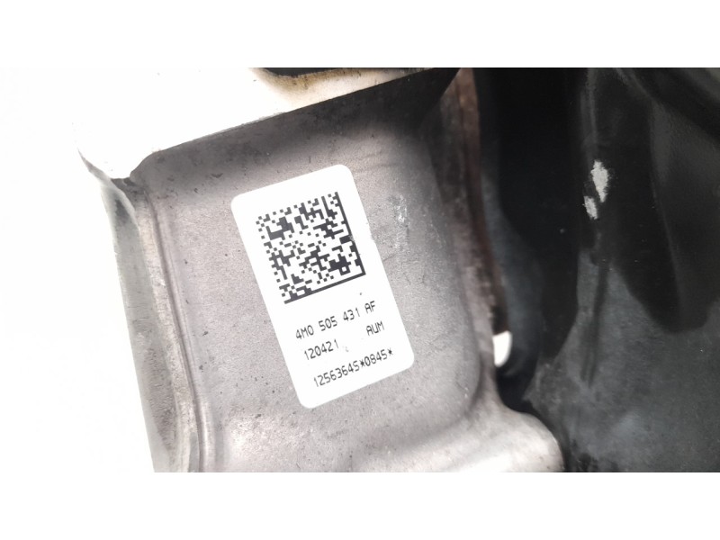 Recambio de mangueta trasera izquierda para audi q7 4mg referencia OEM IAM 4M0505431AF  