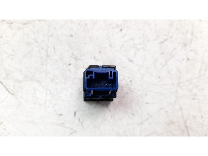 Recambio de interruptor para toyota corolla (e21) hybrid style referencia OEM IAM 8415312010  