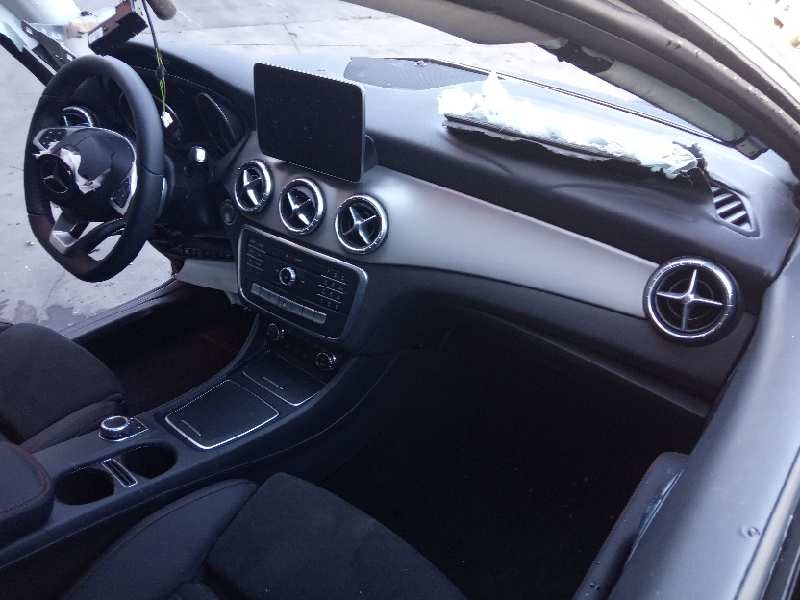 mercedes-benz clase cla (w117) del año 2017