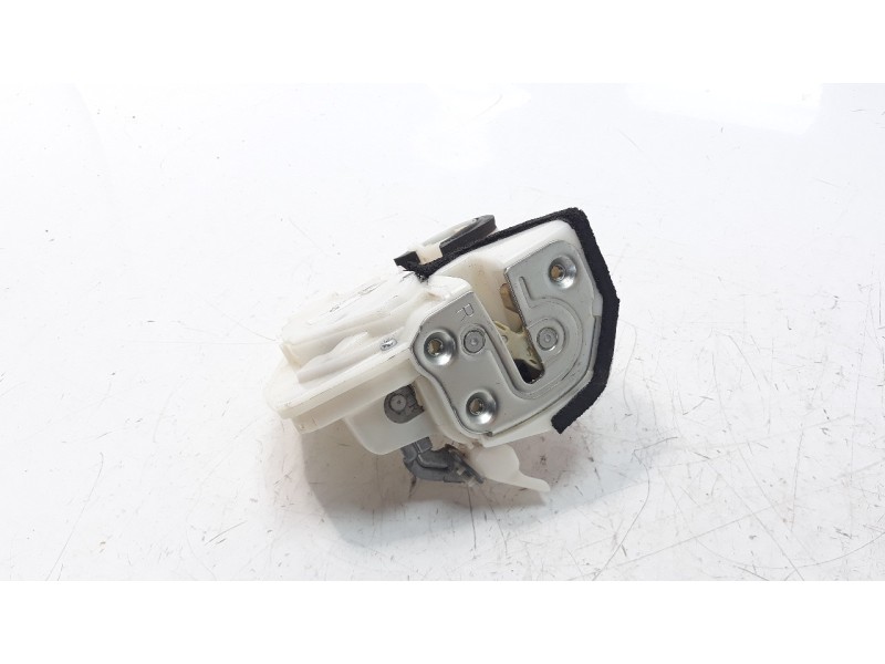 Recambio de cerradura puerta delantera derecha para mazda 2 lim. () 1.5 16v cat referencia OEM IAM DA6C58310  