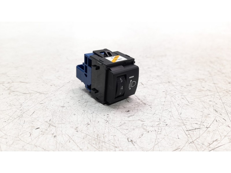 Recambio de interruptor para toyota corolla (e21) hybrid style referencia OEM IAM 8415202160  