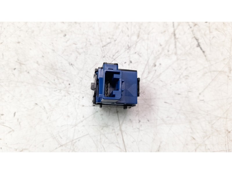 Recambio de interruptor para toyota corolla (e21) hybrid style referencia OEM IAM 8415202160  