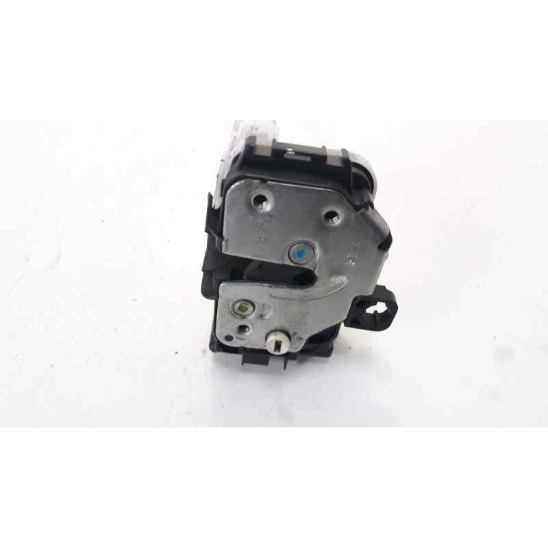 Recambio de cerradura puerta trasera derecha para fiat panda (169) 1.3 jtd 4x4 referencia OEM IAM 51826982  