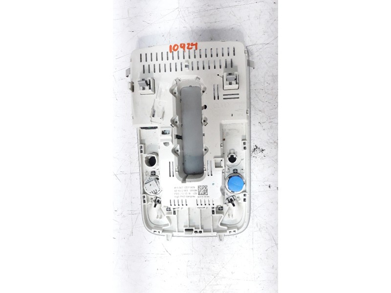 Recambio de luz interior para audi q2 (gab) 1.0 tfsi referencia OEM IAM 81A947135F  