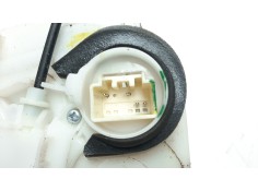Recambio de cerradura puerta trasera derecha para mazda 2 lim. () 1.5 16v cat referencia OEM IAM D09L72310   2