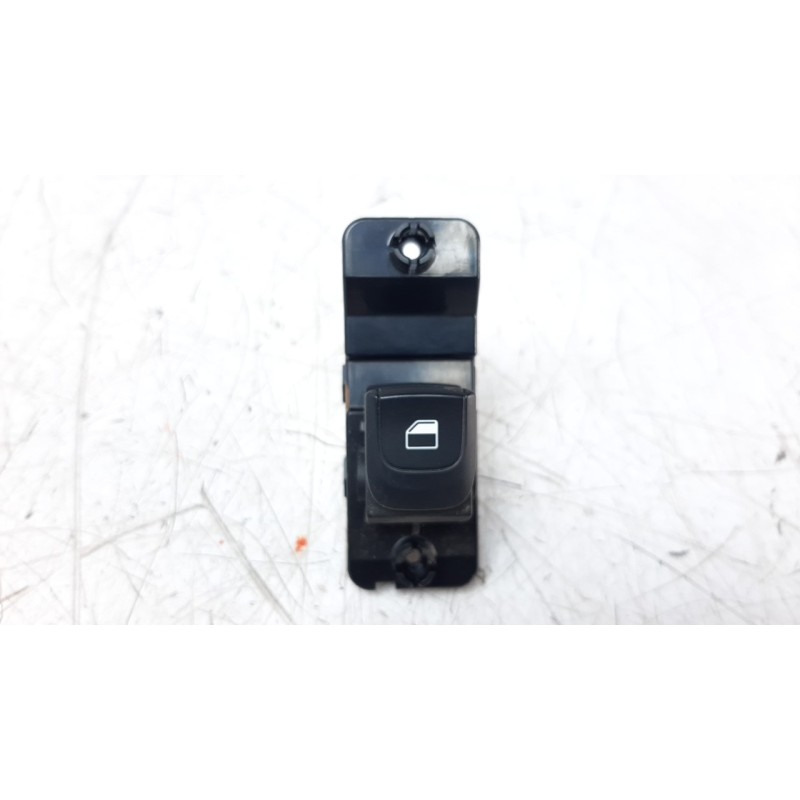 Recambio de mando elevalunas delantero derecho para kia stonic (ybcuv) 1.6 crdi cat referencia OEM IAM 93575H8000WK  
