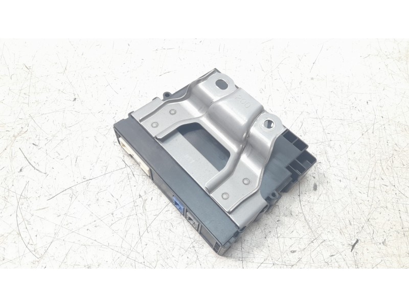 Recambio de modulo electronico para toyota corolla (e21) hybrid style referencia OEM IAM 8674012040  