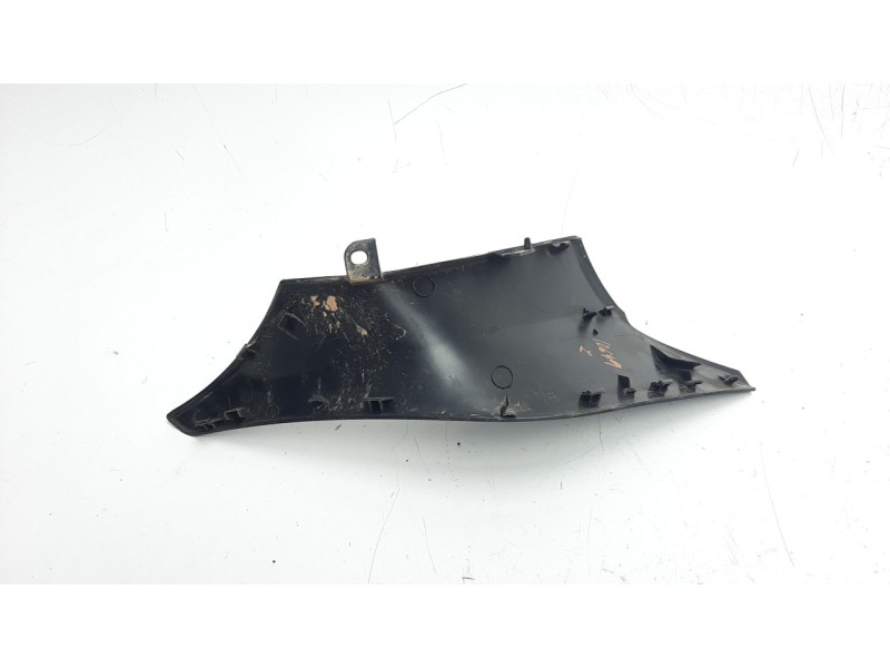 Recambio de moldura para yamaha x-max 300 x-max 300 referencia OEM IAM BL1F837L00  