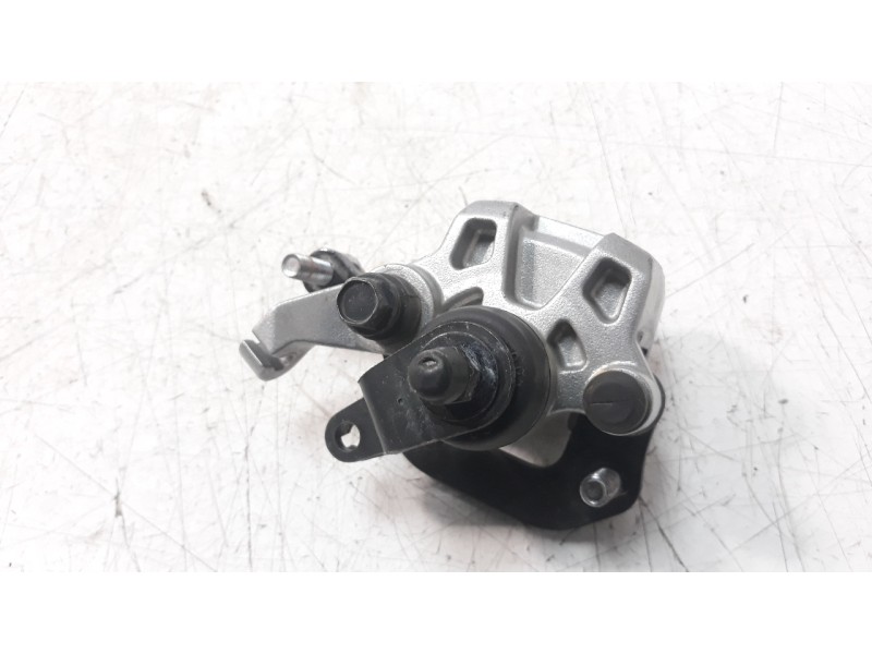 Recambio de pinza de freno trasera derecha para honda x-adv referencia OEM IAM 43250MKHD01  