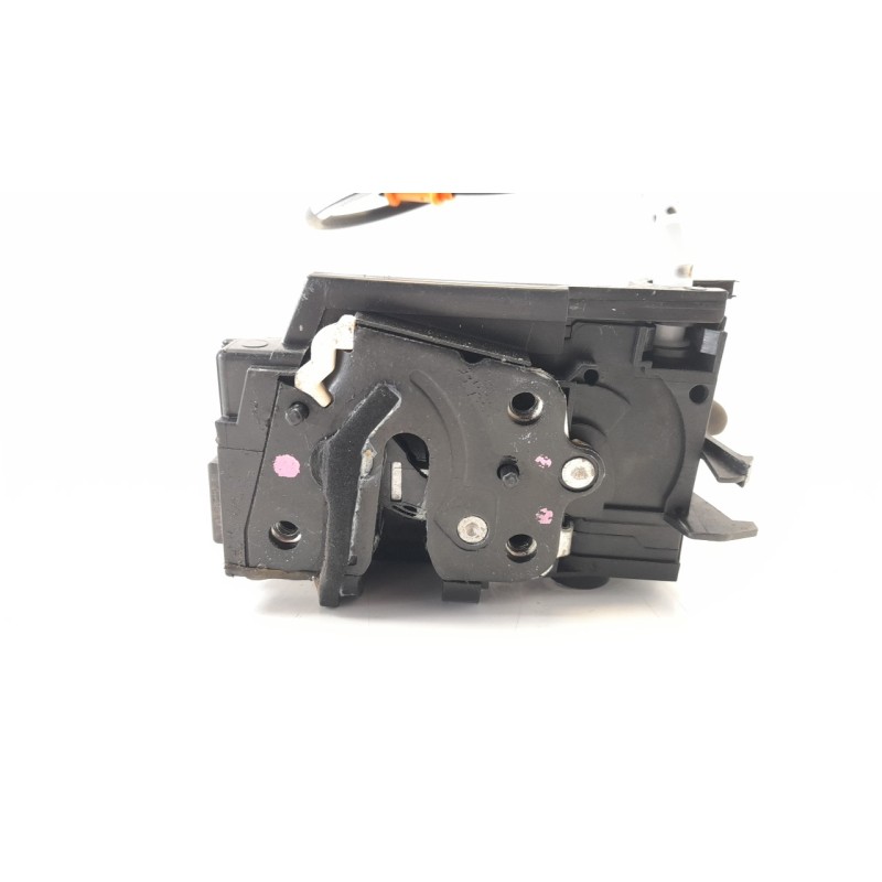 Recambio de cerradura puerta trasera derecha para citroen c4 picasso 1.6 blue-hdi fap referencia OEM IAM 9826133680  