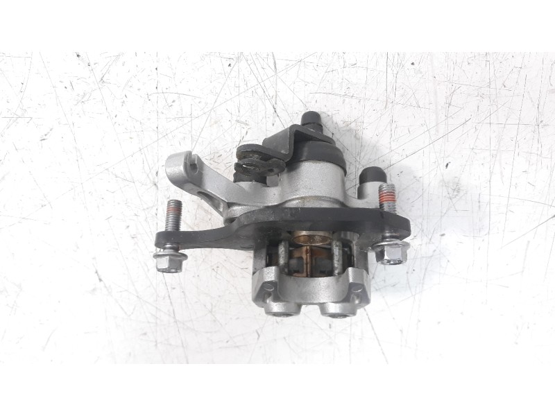 Recambio de pinza de freno trasera derecha para honda x-adv referencia OEM IAM 43250MKHD01  