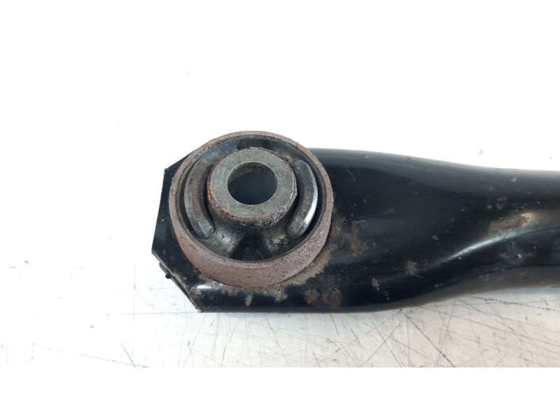 Recambio de soporte brazo suspension trasero izquierdo para land rover range rover evoque 2.0 td4 cat referencia OEM IAM 5A994AL