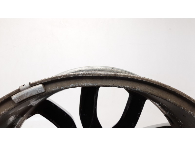 Recambio de llanta para land rover evoque 2.0 td4 cat referencia OEM IAM BJ32EB  