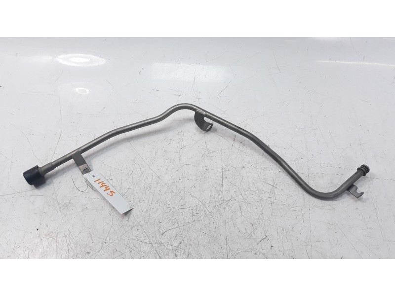 Recambio de tubo para mercedes-benz clase c (w204) berlina 2.2 cdi cat referencia OEM IAM A2042700084  