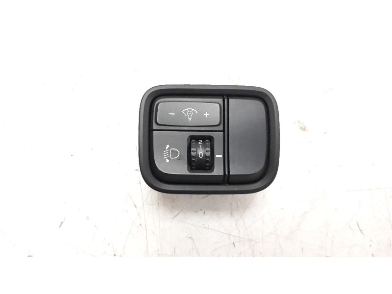 Recambio de interruptor para kia optima 1.7 crdi cat referencia OEM IAM 93700D4000  