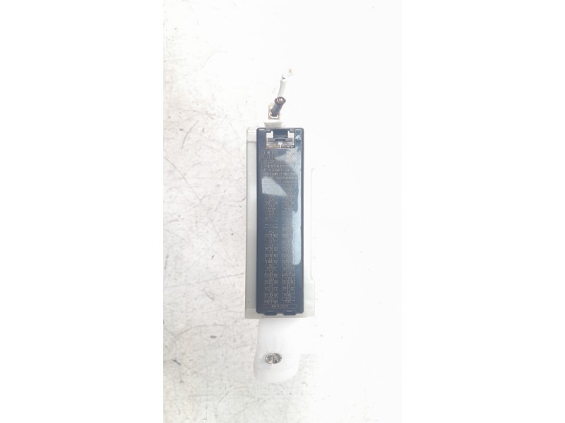 Recambio de caja reles / fusibles para toyota corolla (e21) hybrid style referencia OEM IAM 8922102830  