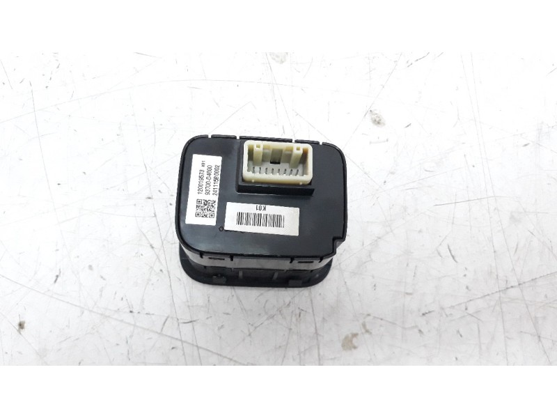 Recambio de interruptor para kia optima 1.7 crdi cat referencia OEM IAM 93700D4000  